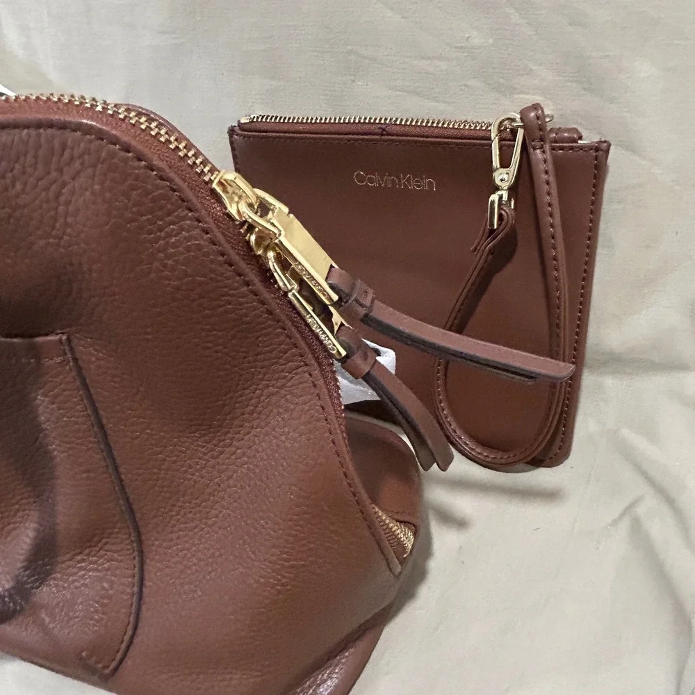Calvin Klein elegance meets